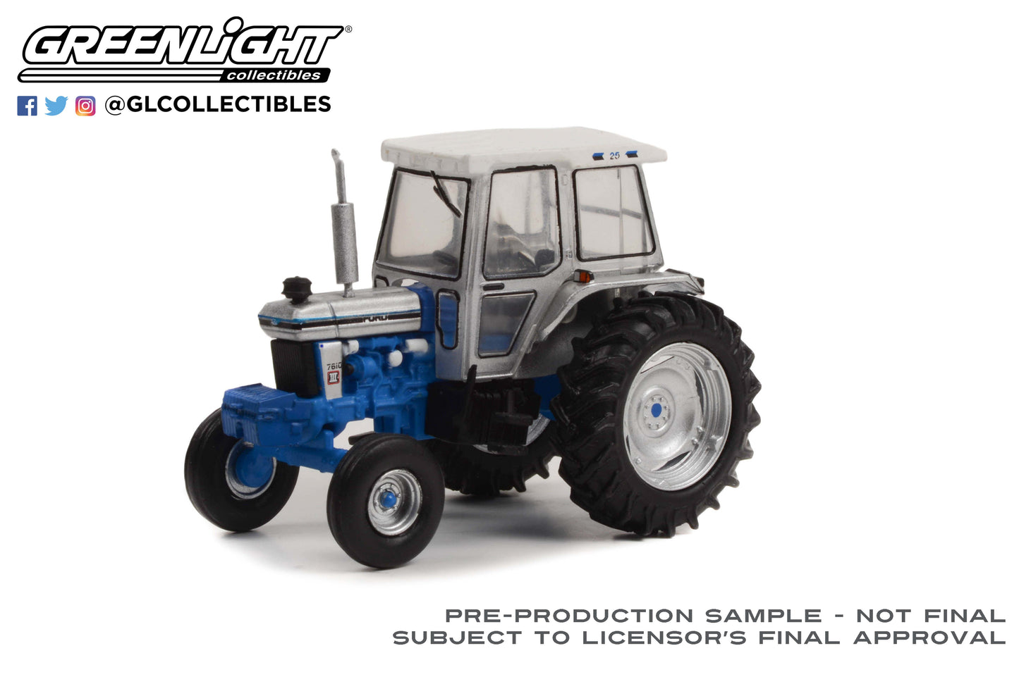 GreenLight 1:64 Down on the Farm Series 7 - 1989 Ford 7610 Silver Jubilee Tractor - White and Blue 48070-E