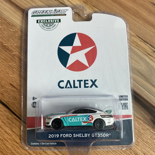GreenLight 1:64 2019 Ford Shelby GT350R - Caltex Racing (Hobby Exclusive) 30133
