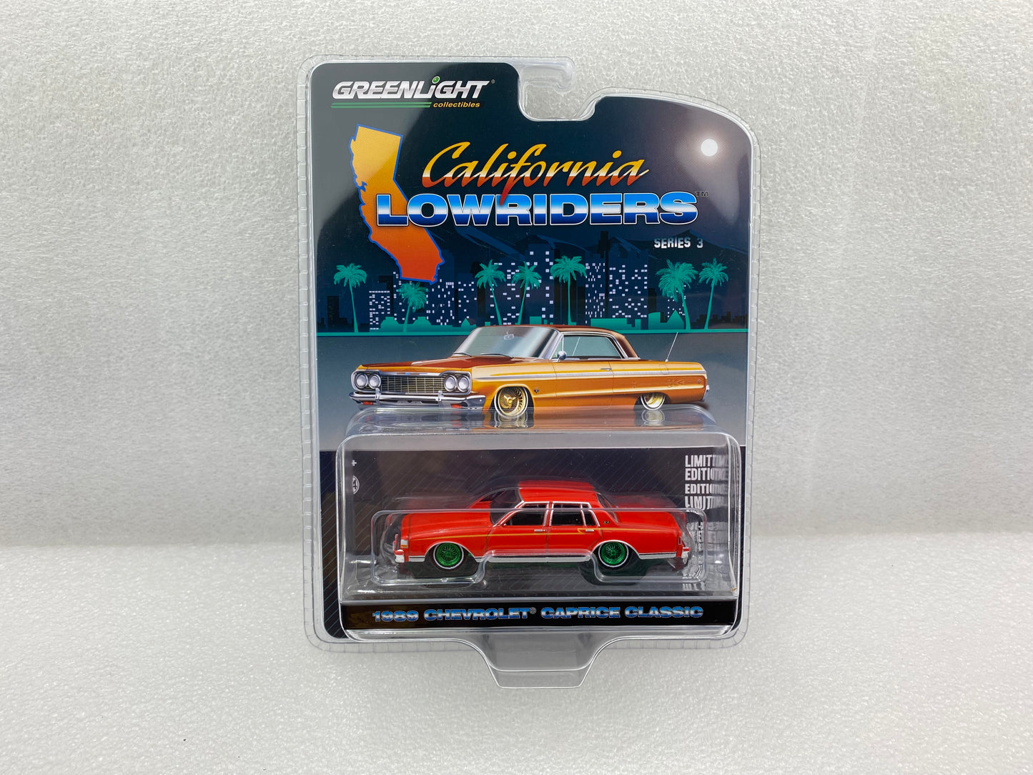 GreenLight Green Machine 1:64 California Lowriders Series 3 - 1989 Chevrolet Caprice Classic - Custom Red with Yellow Stripes 63040-F