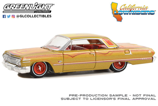 GreenLight 1:64 California Lowriders Series 4 - 1963 Chevrolet Impala SS - Gold Metallic and Red 63050-C