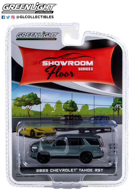 GreenLight 1:64 Showroom Floor Series 3 - 2023 Chevrolet Tahoe RST - Silver Sage Metallic 68030-C