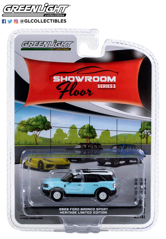 GreenLight 1:64 Showroom Floor Series 3 - 2023 Ford Bronco Sport Heritage Limited Edition - Robin’s Egg Blue with Oxford White Roof 68030-E