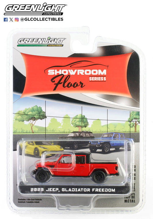 GreenLight 1:64 Showroom Floor Series 5 - 2023 Jeep Gladiator Freedom – Firecracker Red 68050-B