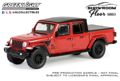 GreenLight 1:64 Showroom Floor Series 5 - 2023 Jeep Gladiator Freedom – Firecracker Red 68050-B