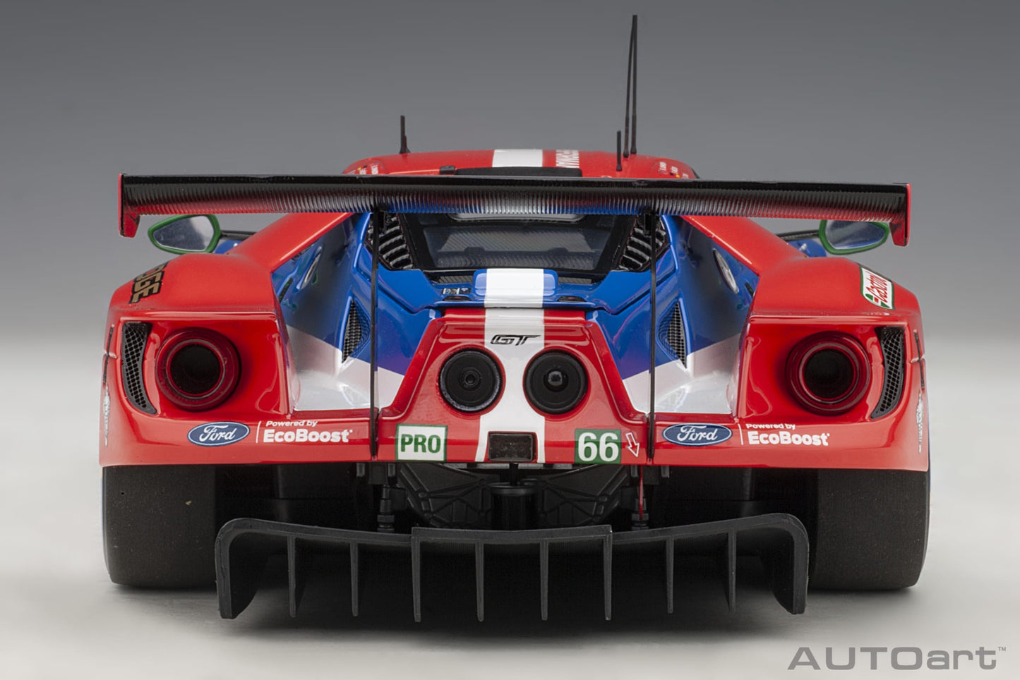 AUTOart 1:18 Ford GT GTE Pro Le Mans 24h 2016 #66 B.Johnson /S.Mucke /O.Pla 81610