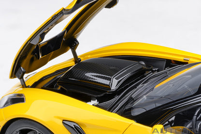 AUTOart 1:18 Chevrolet Corvette C7 ZR1 (Corvette Racing Yellow Tintcoat) 71278