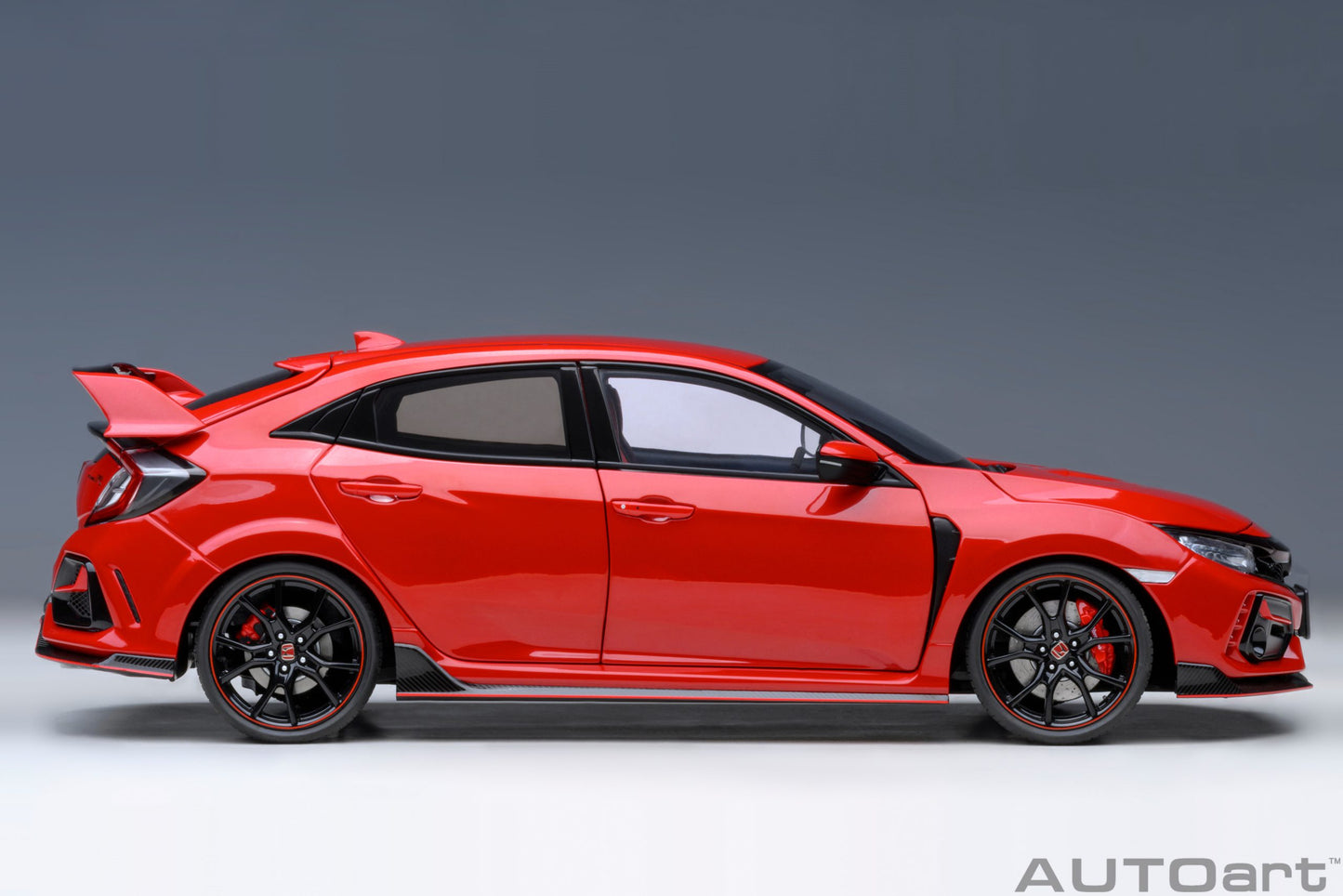 AUTOart 1:18 Honda Civic Type R (FK8) 2021 (Flame Red) 73223