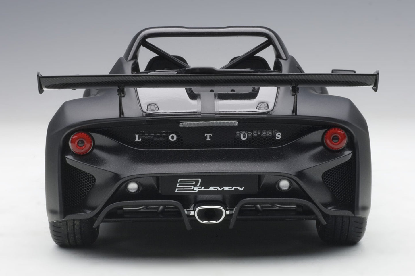 AUTOart 1:18 Lotus 3-Eleven (Matt Black) 75391