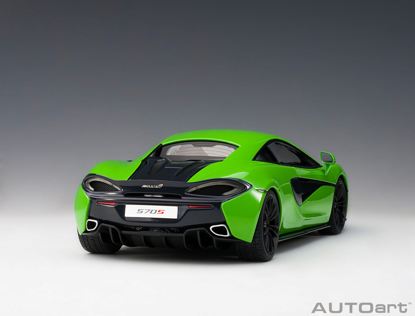 AUTOart 1:18 McLaren 570S (Mantis Green) 76042