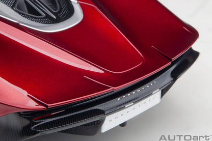 AUTOart 1:18 McLaren Speedtail (Volcano Red) 76087