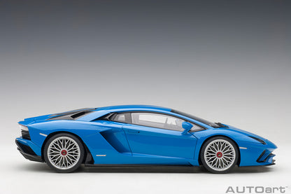 AUTOart 1:18 Lamborghini Aventador S (Blue) 79134
