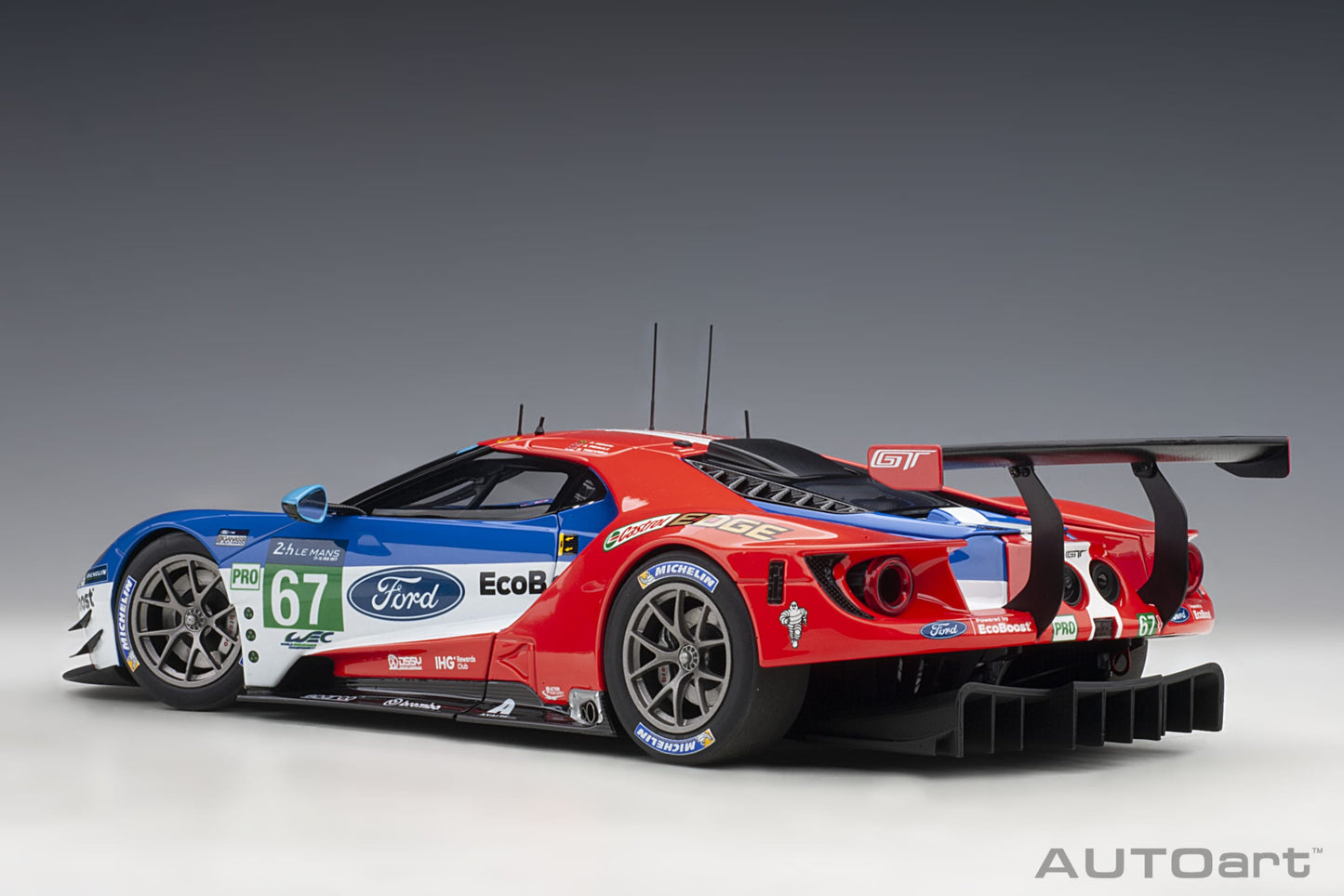 AUTOart 1:18 Ford GT Le Mans 2017 #67 P.Deravi/ A.Priaulx/ H.Tincknell 81710