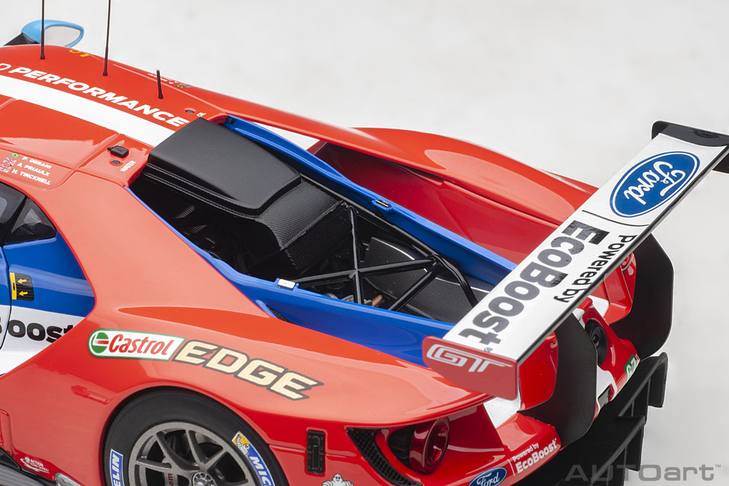 AUTOart 1:18 Ford GT Le Mans 2017 #67 P.Deravi/ A.Priaulx/ H.Tincknell 81710