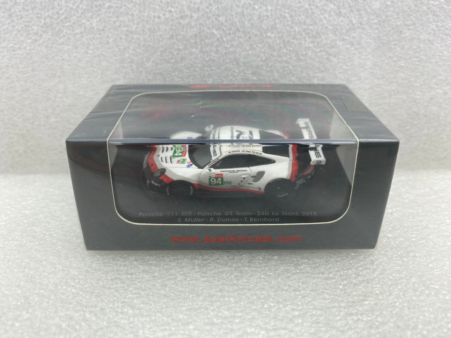 Spark 1:87 Porsche 911 RSR #94 Porsche GT Team 24H Le Mans 2018 R.Dumas - T.Bernhard - S.Muller 87S145