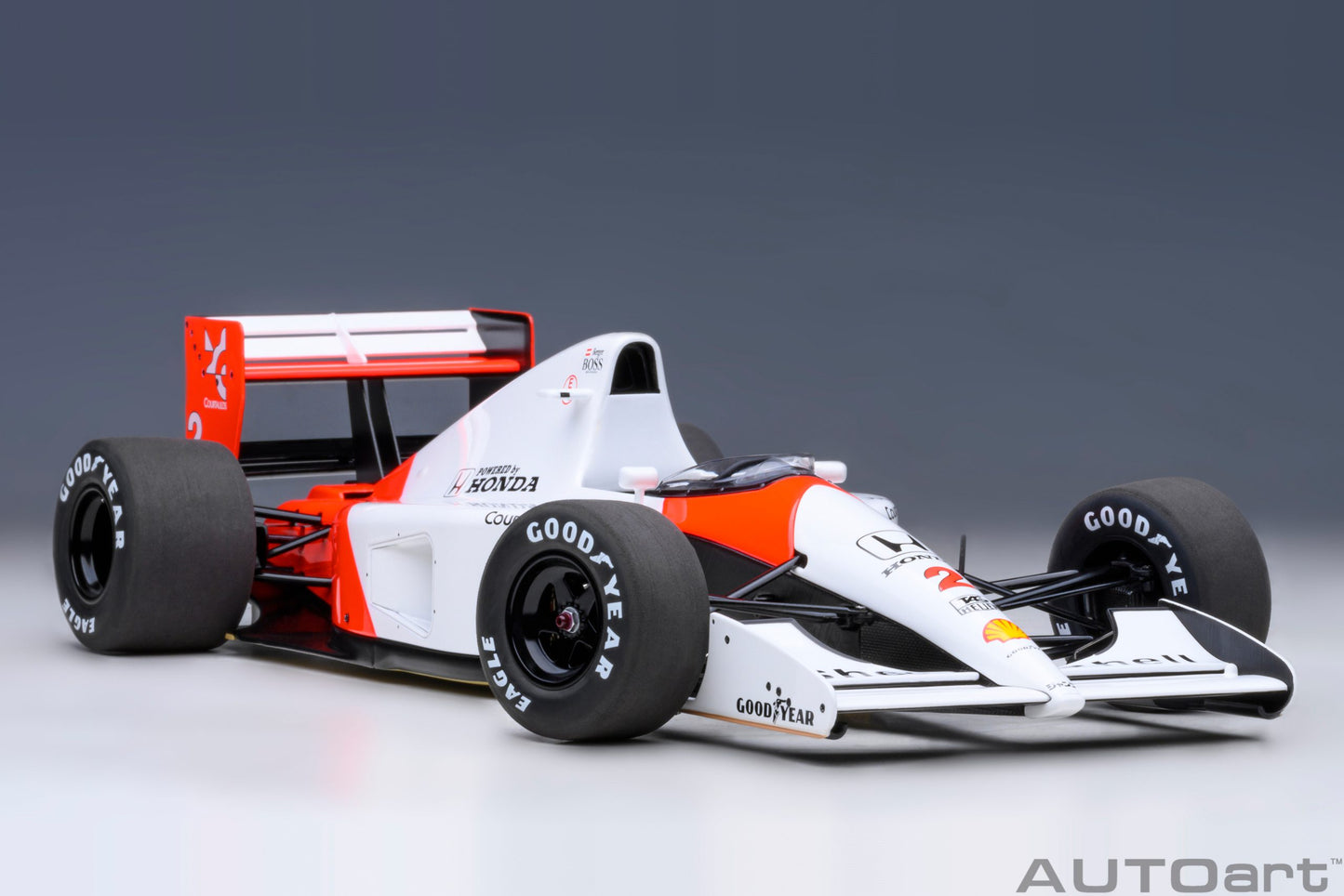 AUTOart 1:18 McLaren Honda MP4/6 F1 1991 #2 (without McLaren logo) 89152