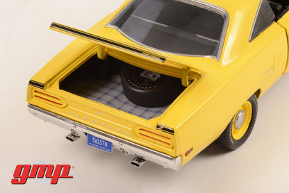 GMP 1:18 1970 Plymouth Road Runner - Lemon Twist with Black Interior GMP-18971
