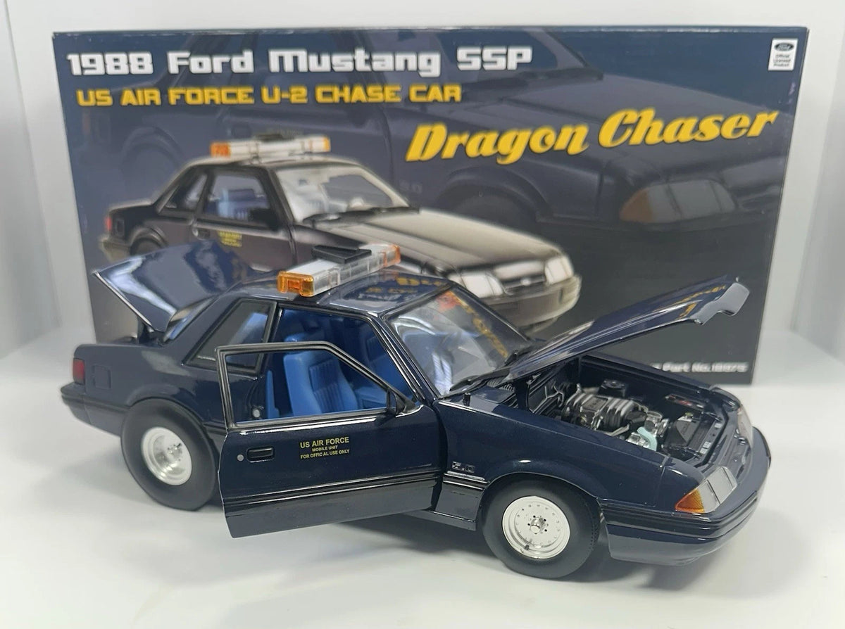 GMP 1:18 1988 Ford Mustang 5.0 SSP - U.S. Air Force U-2 Chase Car - Dragon Chaser GMP-18975