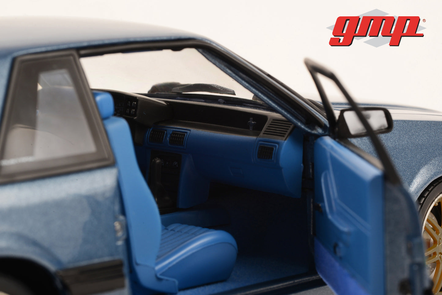 GMP 1:18 Detroit Speed, Inc. 1989 Ford Mustang 5.0 LX - Medium Shadow Blue with Custom 7-Spoke Wheels GMP-18977