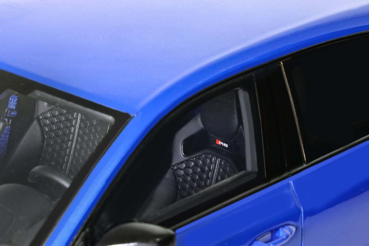 GT Spirit 1:18 Audi RS 3 Sportback Performance Edition Blue 2022 GT884