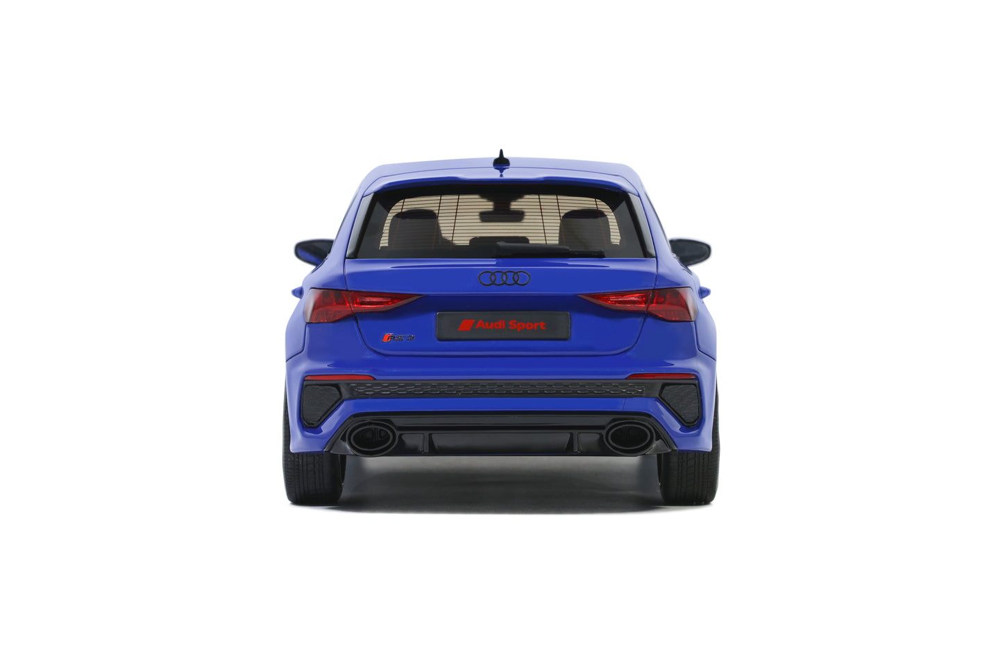 GT Spirit 1:18 Audi RS 3 Sportback Performance Edition Blue 2022 GT884
