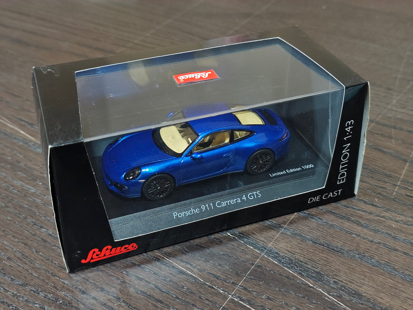 Schuco 1:43 Porsche 911(991) Carrera 4 GTS Coupe 2014 450758100