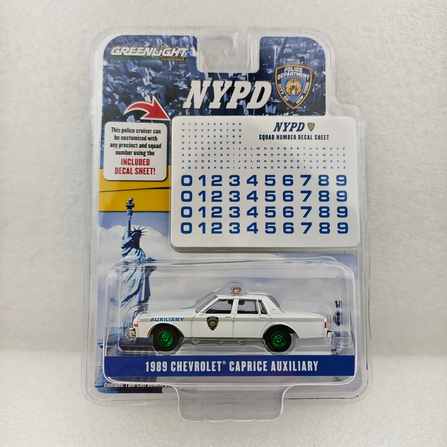 GreenLight Green Machine 1:64 Hot Pursuit - 1989 Chevrolet Caprice - New York City Police Dept (NYPD) Auxiliary with NYPD Squad Number Decal Sheet (Hobby Exclusive) 42774