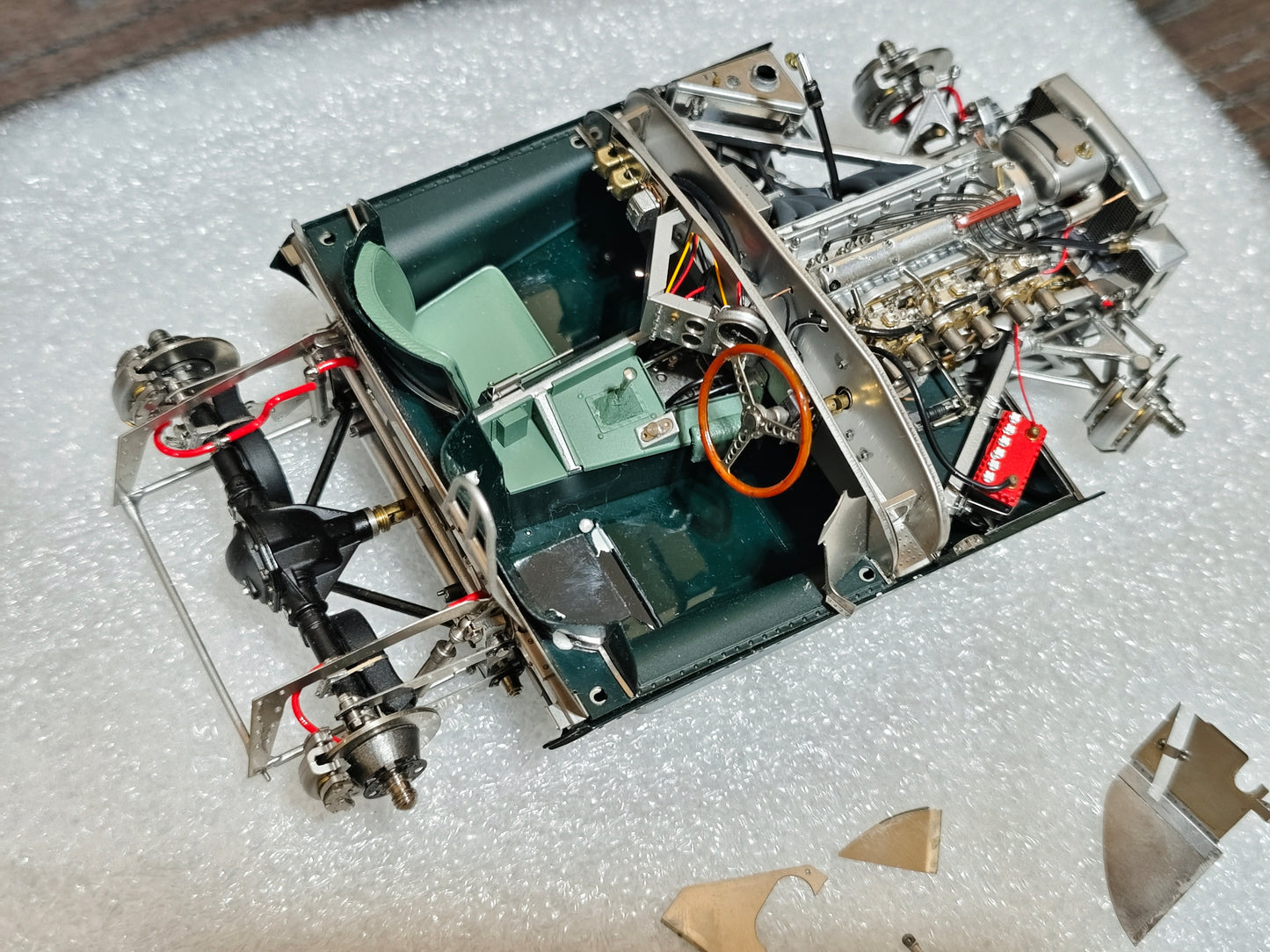 EXOTO XS 1:18 Jaguar D-Type with damaged and incomplete body (Damaged / Clearance Final Sale)
