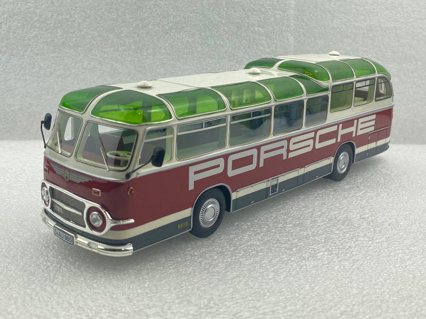 Schuco 1:43 Auwarter Neoplan FH 11 Porsche Racing Service Bus 450896600 (Damaged / Clearance Final Sale)