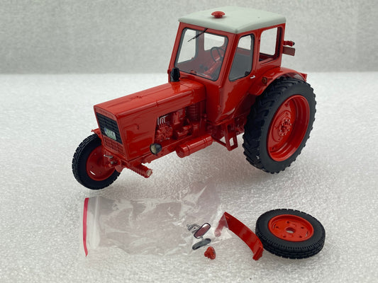 Schuco 1:32 Belarus MTS-50 red Tractor 450903200 (Clearance Final Sale)