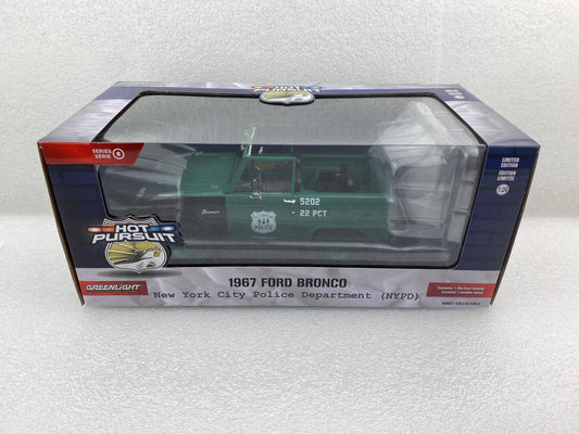 GreenLight Green Machine 1:24 Hot Pursuit - 1967 Ford Bronco - New York City Police Department (NYPD) 85581