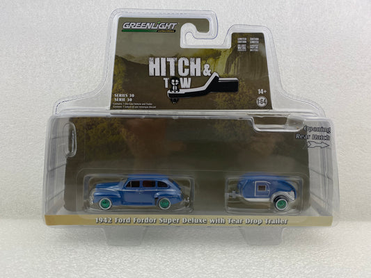 GreenLight Green Machine 1:64 Hitch & Tow Series 30 - 1942 Ford Fordor Super Deluxe with Tear Drop Trailer – Florentine Blue 32300-A