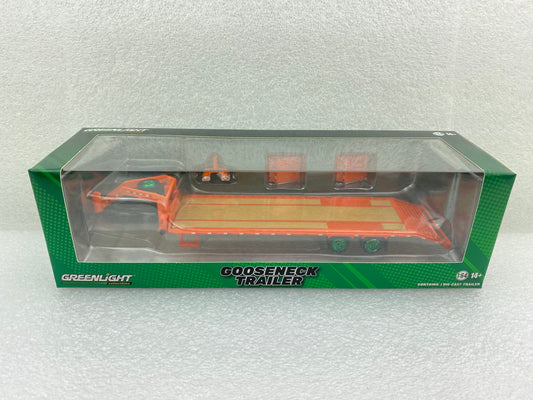 GreenLight Green Machine 1:64 Gooseneck Trailer - Orange with Red and White Conspicuity Stripes 30486