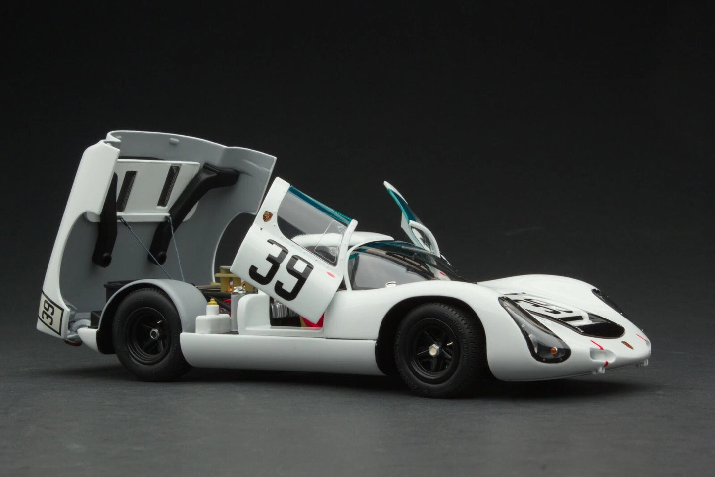 EXOTO 1:18 1967 Porsche 910 #39 Le Mans 24 Hours Udo Schutz, Joe Buzzetta Black cover MTB00062DB