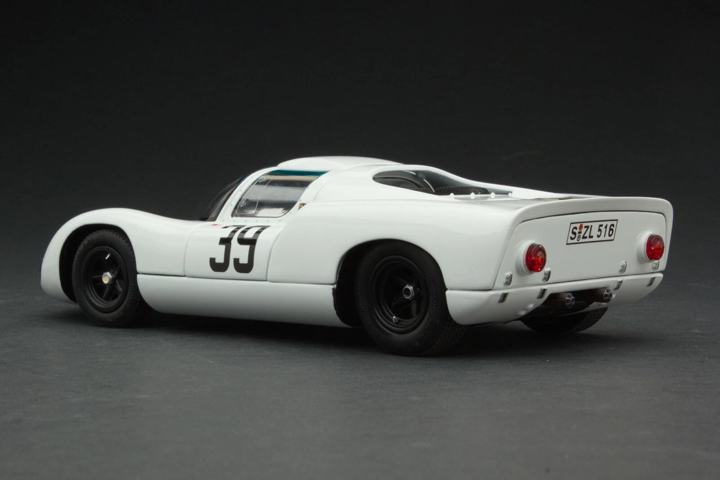 EXOTO 1:18 1967 Porsche 910 #39 Le Mans 24 Hours Udo Schutz, Joe Buzzetta Black cover MTB00062DB