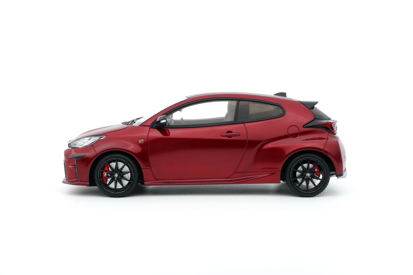 OTTO 1:18 Toyota Yaris GR Emotional Red II Metallic 3U5 2021 OT1003