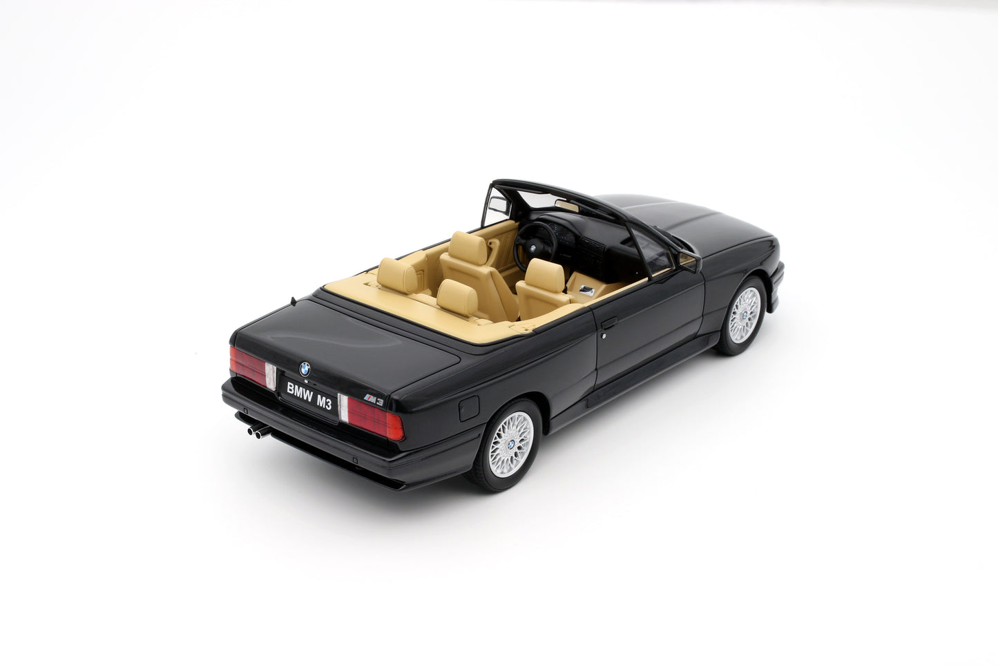 OTTO 1:18 1989 BMW E30 M3 Convertible 1989 Diamond Black Metallic 181 OT1012