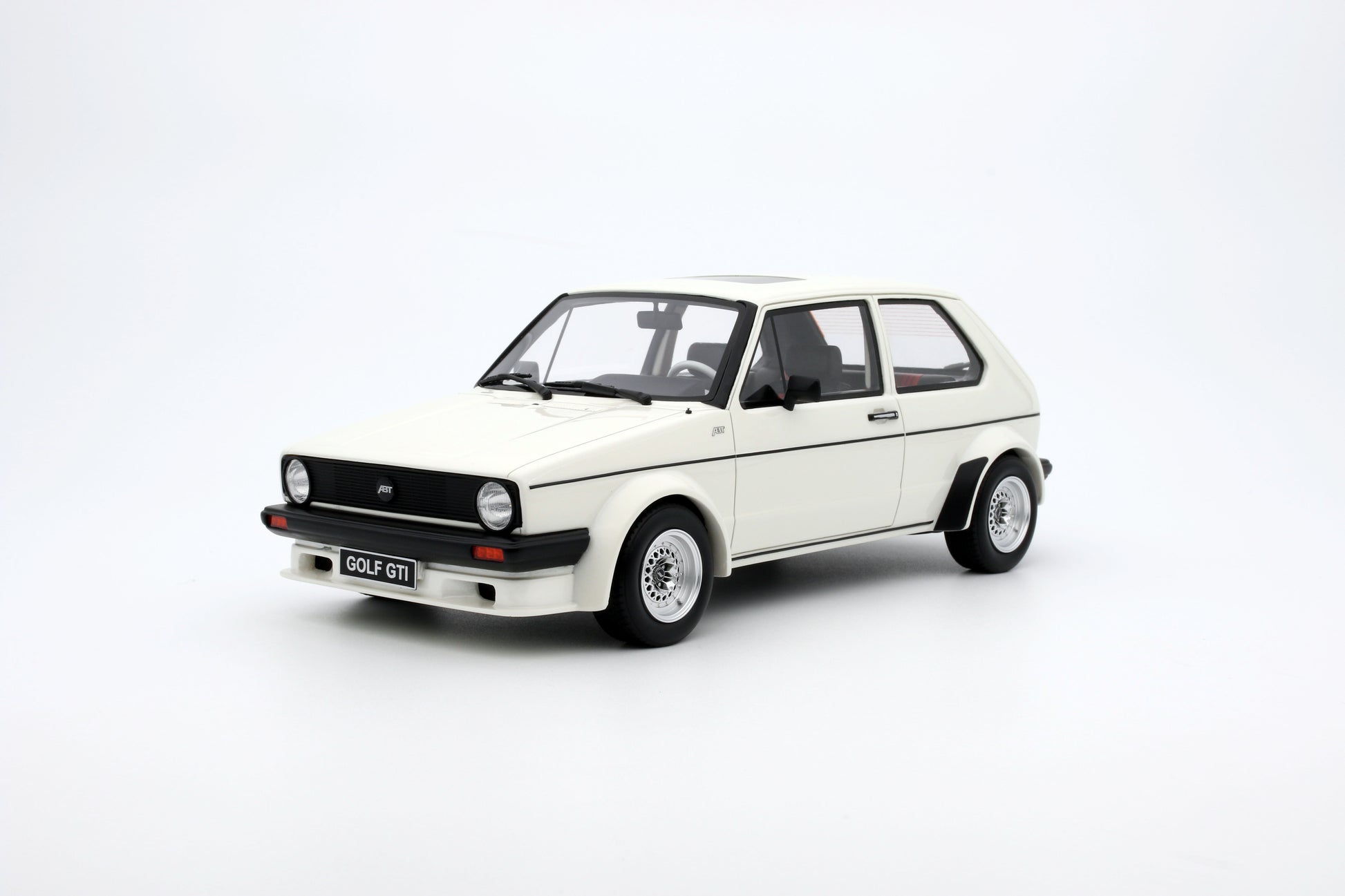 OTTO 1:18 1982 Volkswagen MK1 Golf GTi ABT Alpine White OT1014