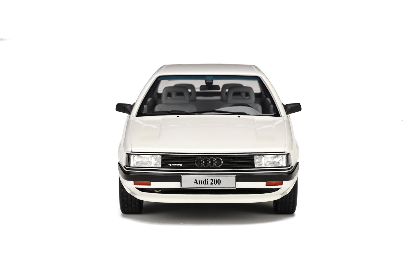 OTTO 1:18 Audi 200 Quattro 20v 1989 White OT408