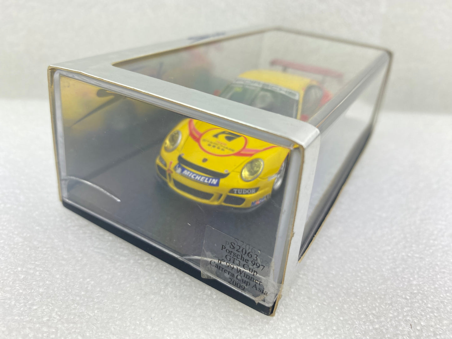 Spark 1:43 Porsche 911 997 #99 Menzel - Winner Carrera Cup Asia 2009 S2063