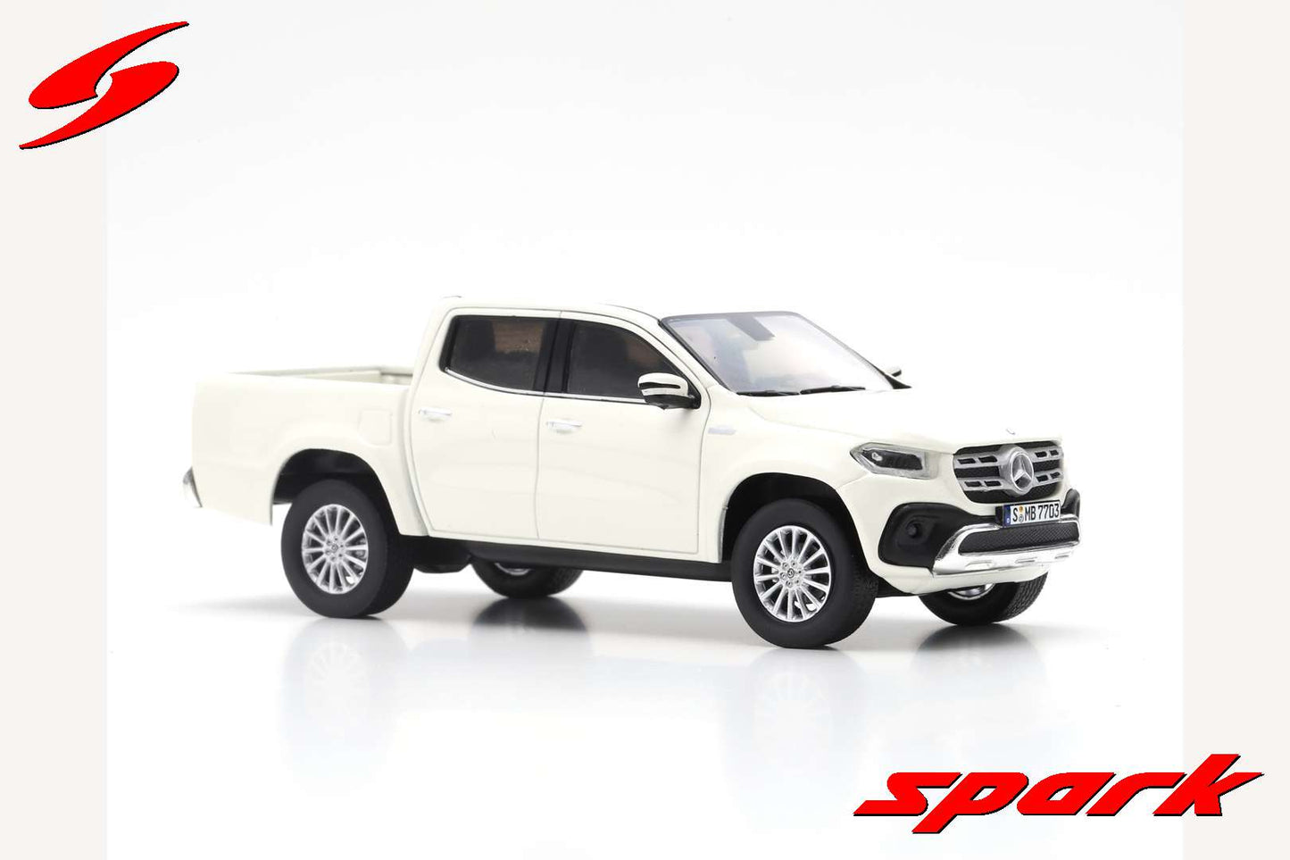 Spark 1:43 Mercedes-Benz X-Class 2018 White S4994