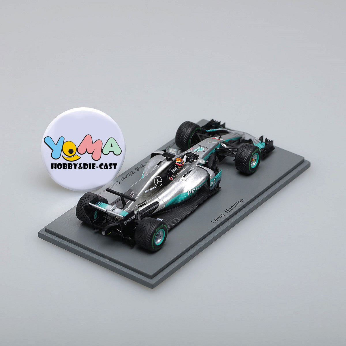 Spark 1:43 Mercedes-AMG F1 W08 #44 Lewis Hamilton - Winner Chinese GP 2017 S5030