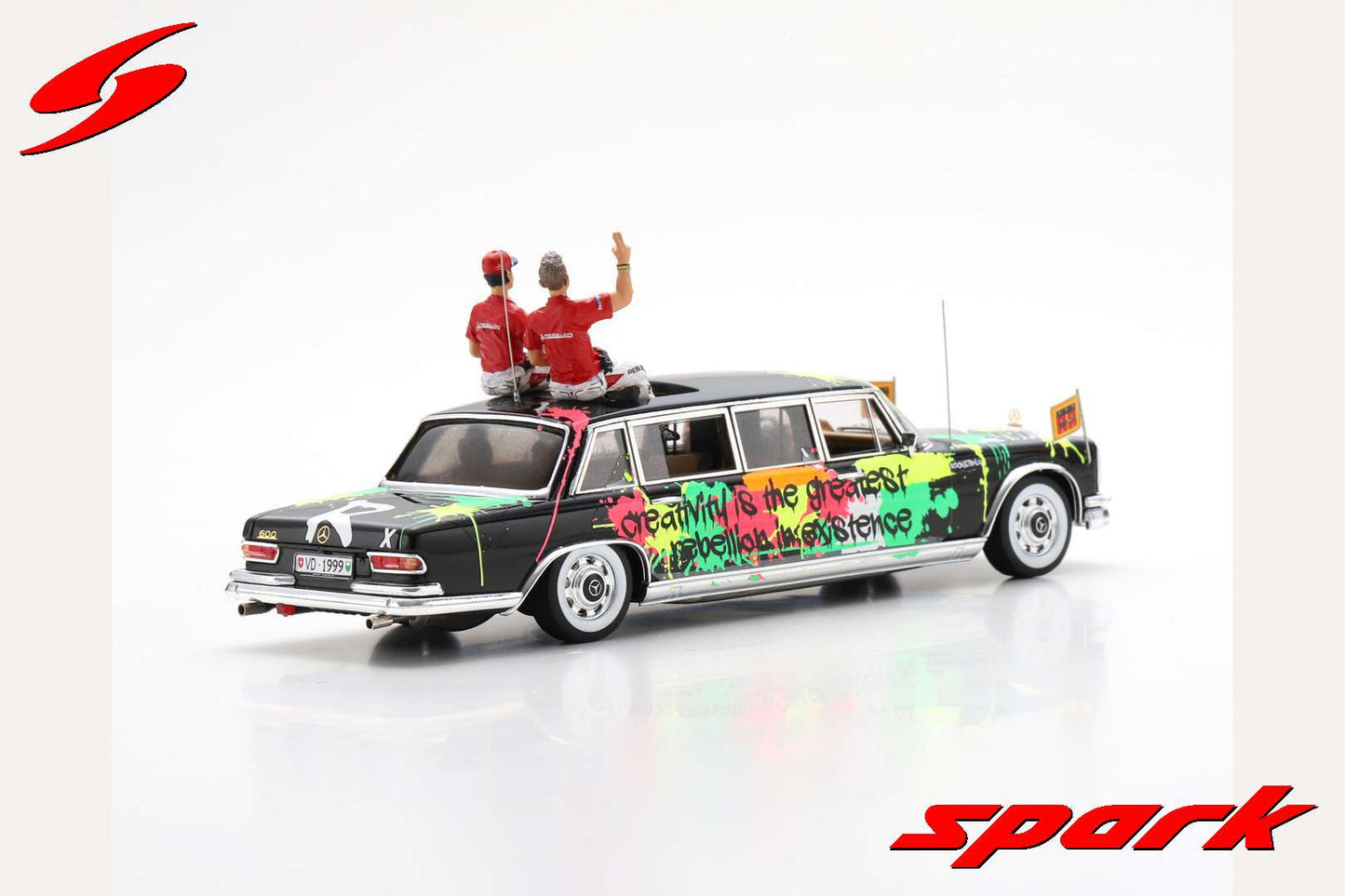 Spark 1:43 Mercedes-Benz 600 Pullman – Rebellion Racing Car No.1 – Parade des Pilotes Le Mans 2019 S7951