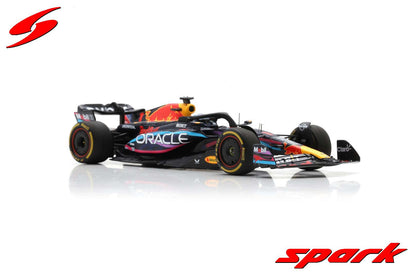 Spark 1:43 Oracle Red Bull Racing RB19 Oracle Red Bull Racing Winner Miami GP 2023 #1 Max Verstappen S8580