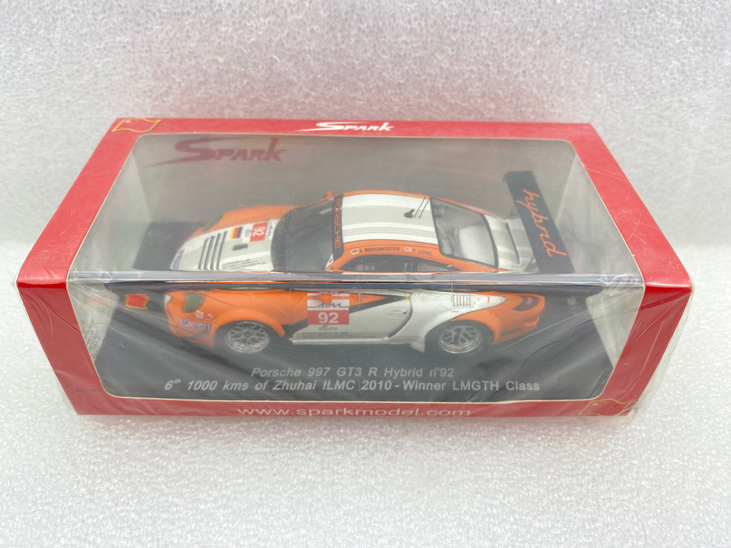 Spark 1:43 Porsche 911 997 GT3 R Hybrid - Winner LMGTH Class - #92 6th 1000 kms of Zhuhai ILMC 2010 SA005