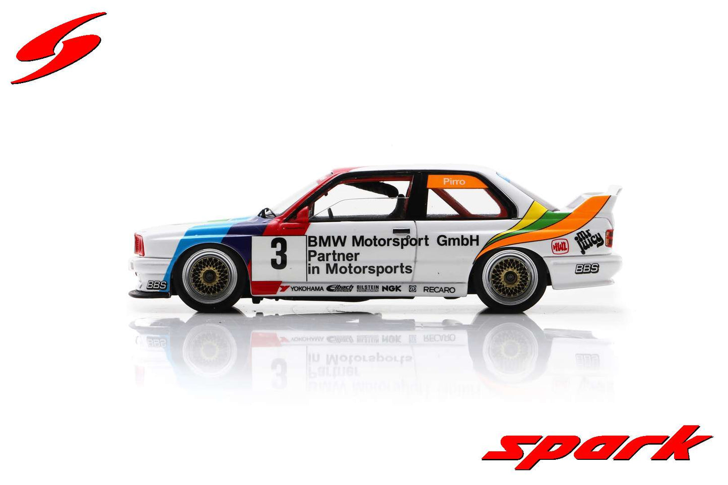 Spark 1:43 BMW E30 - BMW M Team Schnitzer 2nd Macau Guia Race 1990 #3 Emanuele Pirro SA226