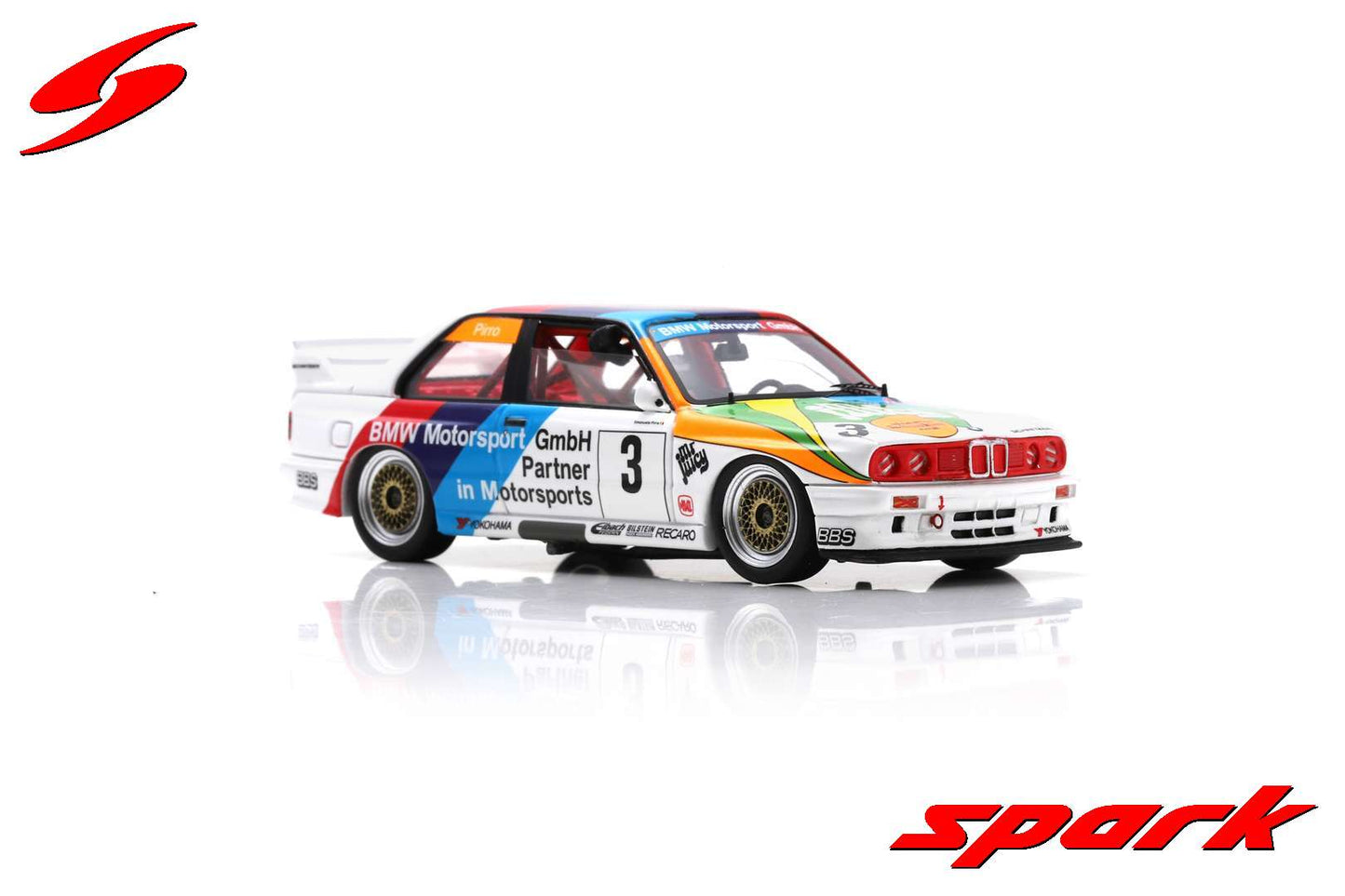 Spark 1:43 BMW E30 - BMW M Team Schnitzer 2nd Macau Guia Race 1990 #3 Emanuele Pirro SA226