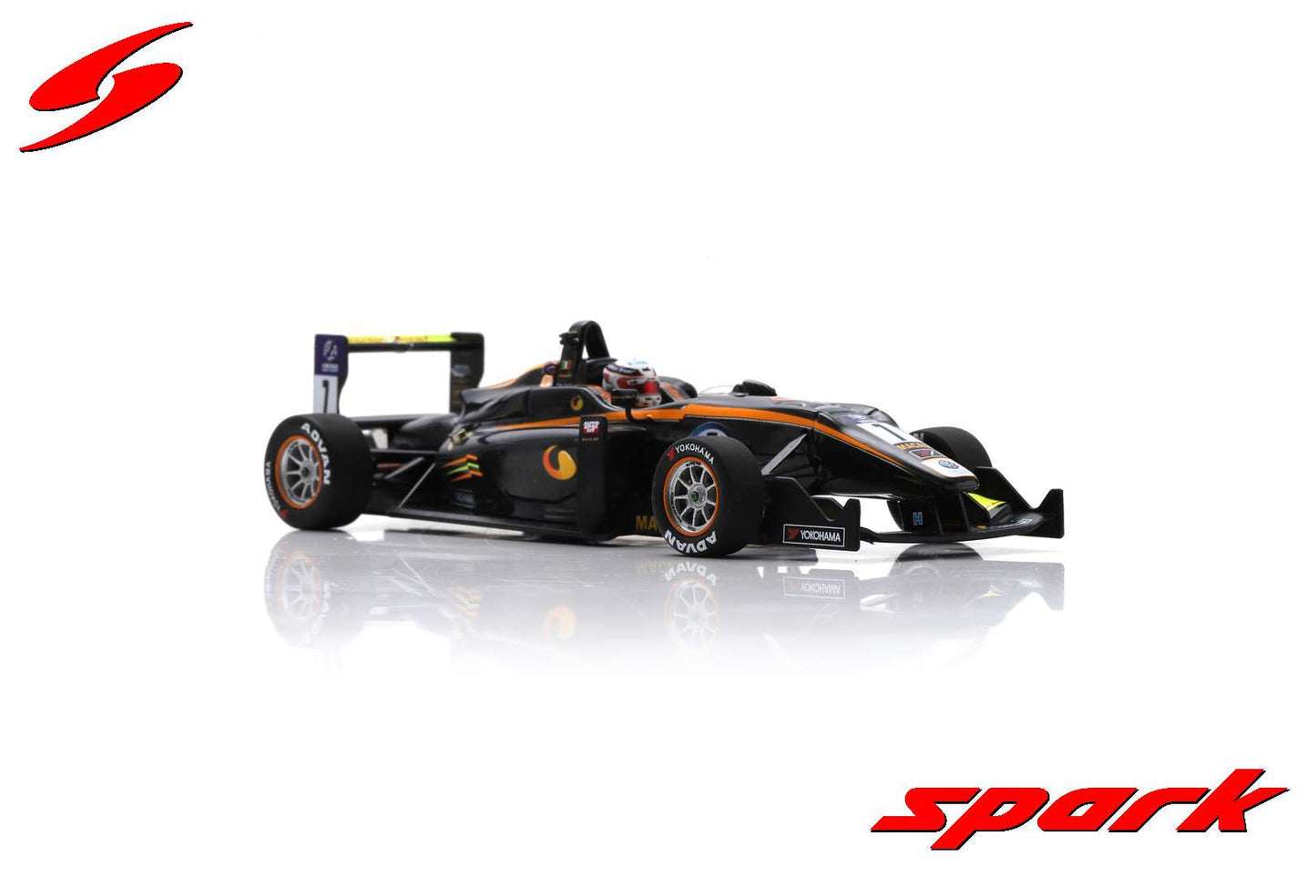 Spark 1:43 Dallara F3 4th Macau Grand Prix - FIA F3 International Cup 2015 #7 Antonio-Giovinazzi SA237