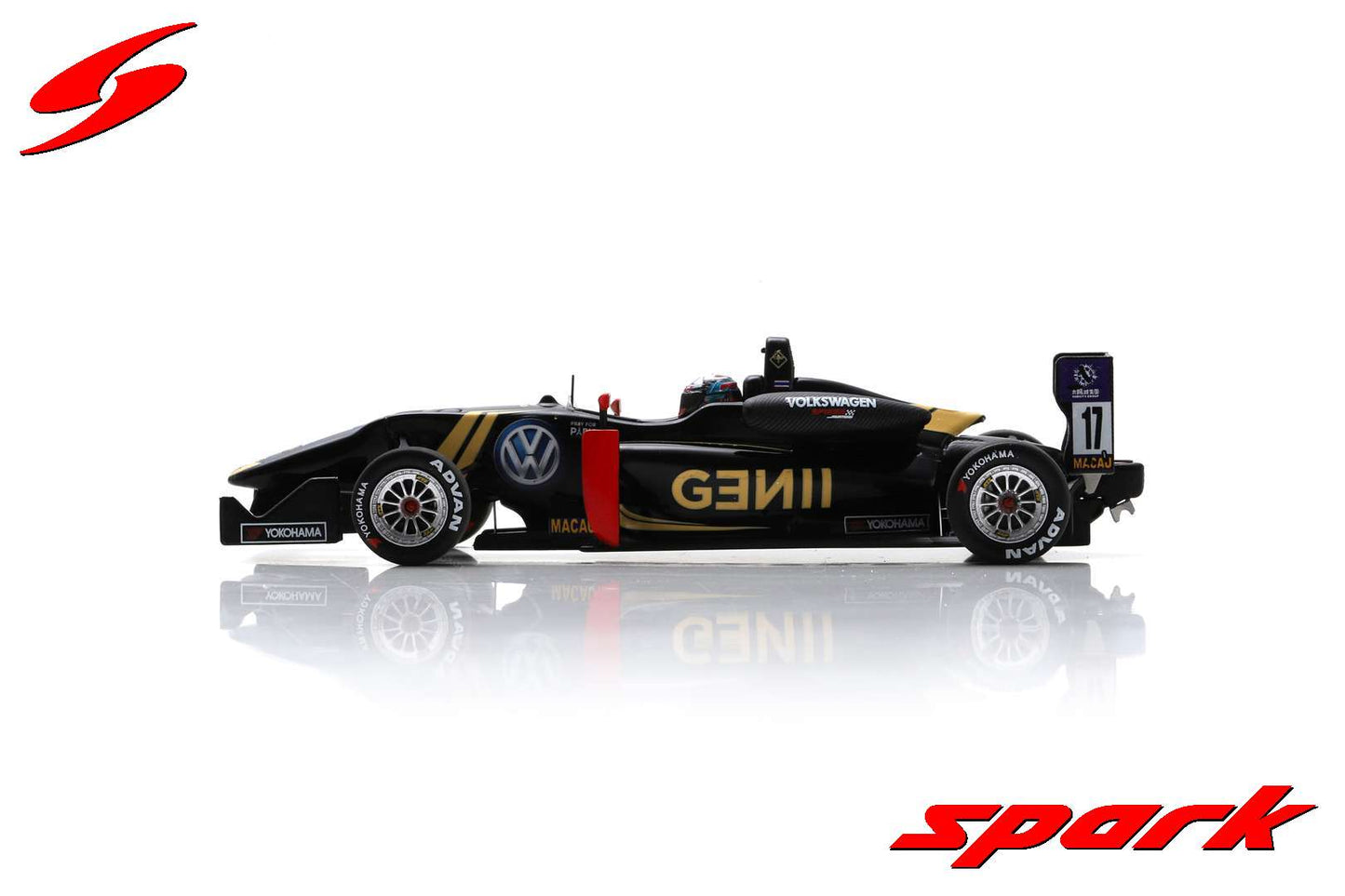 Spark 1:43 Dallara F3 Macau Grand Prix - FIA F3 International Cup 2015 #17 Alexander Albon SA238