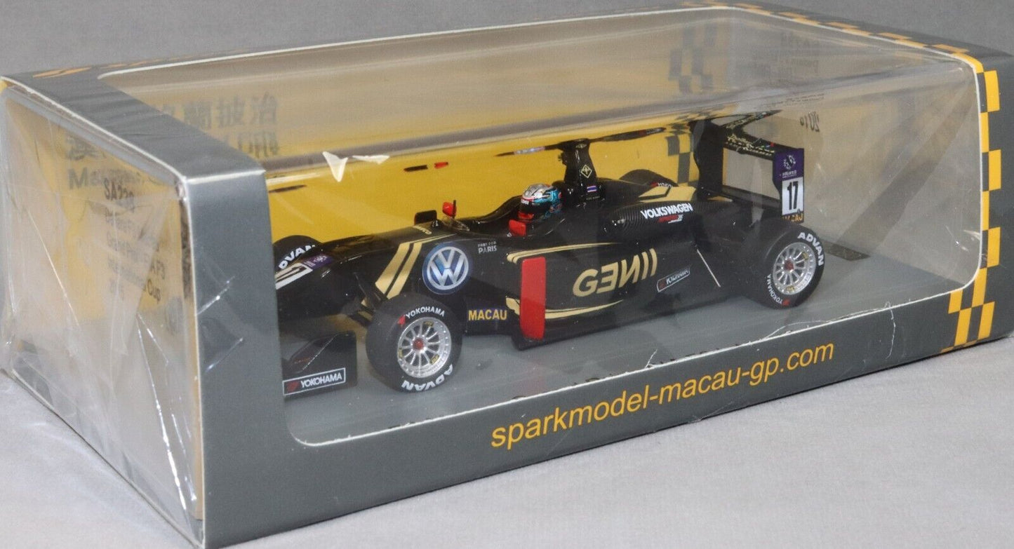 Spark 1:43 Dallara F3 Macau Grand Prix - FIA F3 International Cup 2015 #17 Alexander Albon SA238