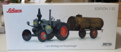 Schuco 1:32 Lanz Bulldog tractor with manure trailer 450769400